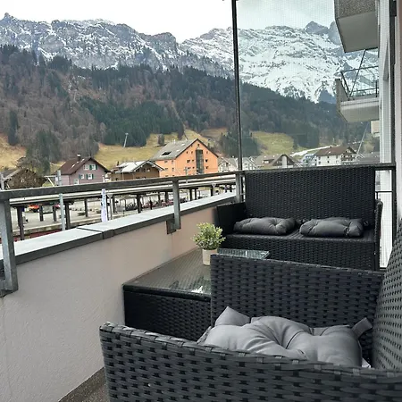Zentrales 2,5-zimmer Mit Mega Bergblick Apartment *