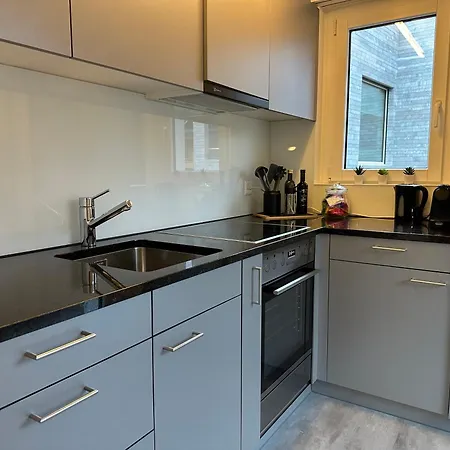 Zentrales 2,5-zimmer Mit Mega Bergblick Apartamento